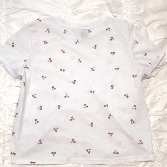 Rue 21 white cherry crop tee - Picture 3 of 3